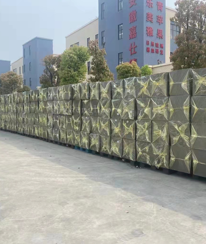 石墨板，樓地面隔聲板大量發(fā)貨中